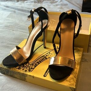NEW Rose gold & black high heel sandles